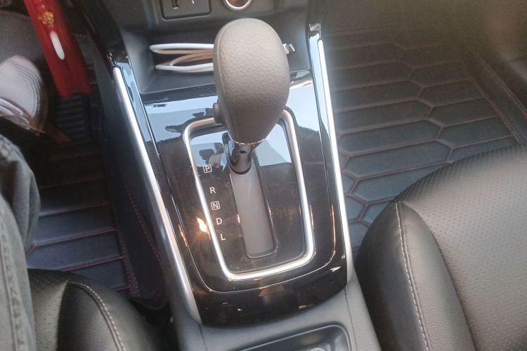 日产 轩逸 2022款 经典 1.6XL CVT豪华版局部细节18