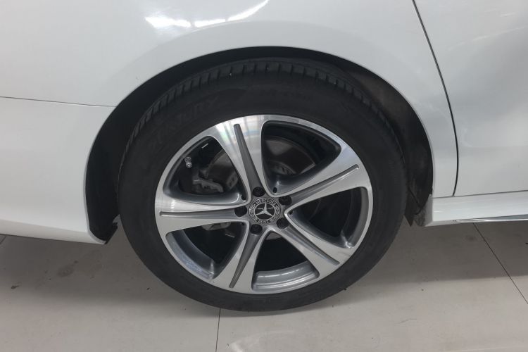 奔驰E级 2019款 E 260 L 运动型车身外观6008