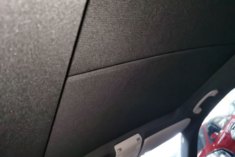 宝马X1 2013款 sDrive18i 时尚型局部细节22