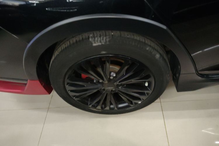 东风风神 奕炫MAX 2021款 1.5T 暗夜锋芒版车身外观6008