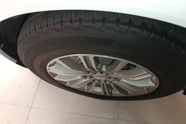 凯迪拉克XT5 2018款 25T 豪华型车身外观6002