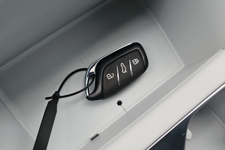 名爵 MG4 EV 2026款 437 自由版中控内饰11