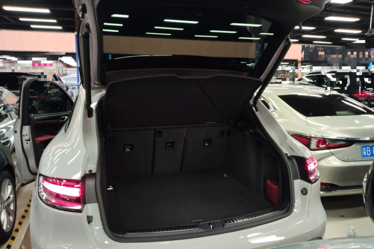 保时捷 2023款 Macan S 2.9T中控内饰23