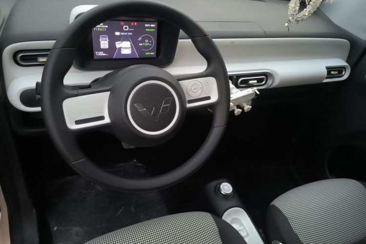 五菱汽车 宏光MINIEV 2024款 第三代 215km 青春版中控内饰12