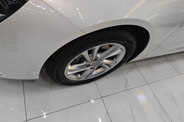 别克 君威 2024款 25T 超享版车身外观6007