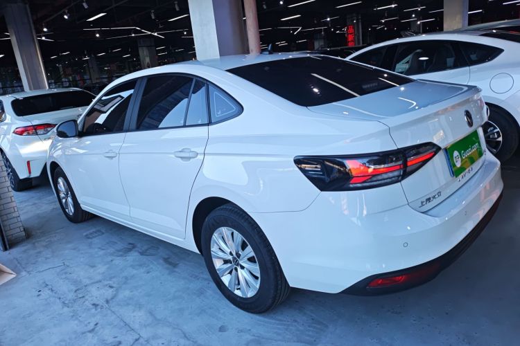 大众 朗逸 2023款 新锐 1.5L 自动新逸版车身外观4