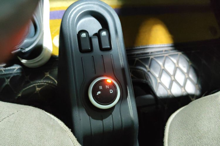 五菱汽车 宏光MINIEV 2022款 马卡龙臻享款 磷酸铁锂中控内饰18