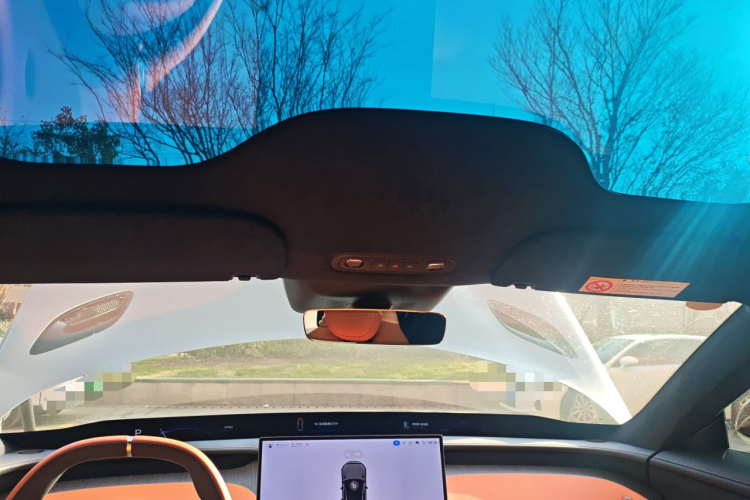 小米汽车 小米YU7 2025款 超长续航高性能四驱Max版中控内饰22