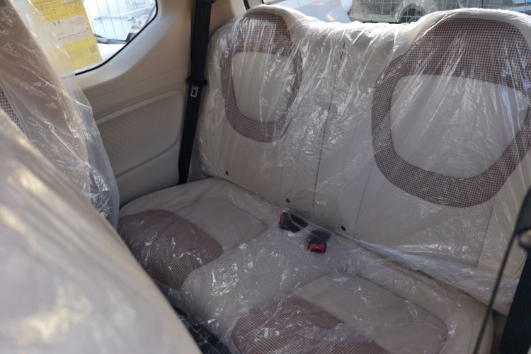 五菱汽车 宏光MINIEV 2024款 第三代 215km 青春版中控内饰7004