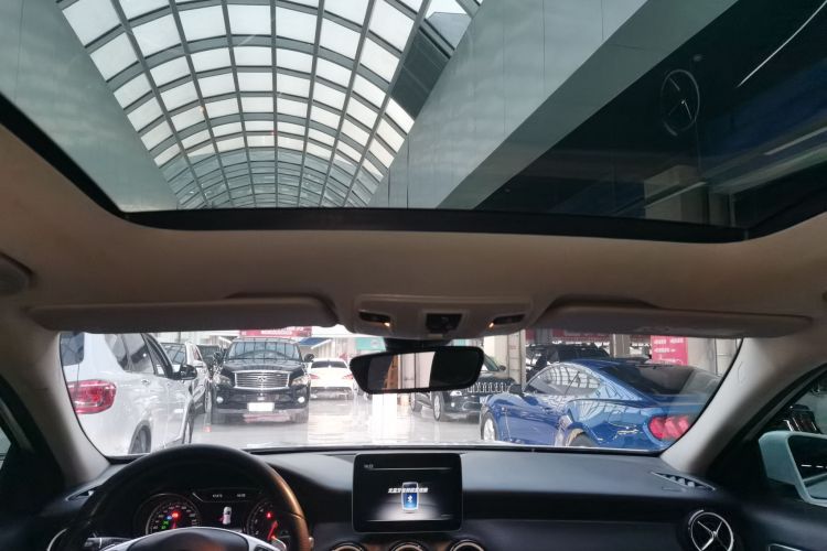 奔驰GLA 2019款 GLA 200 动感型局部细节22