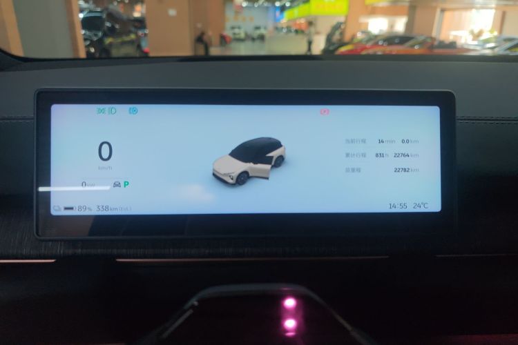 蔚来ES6 2024款 75kWh中控内饰14