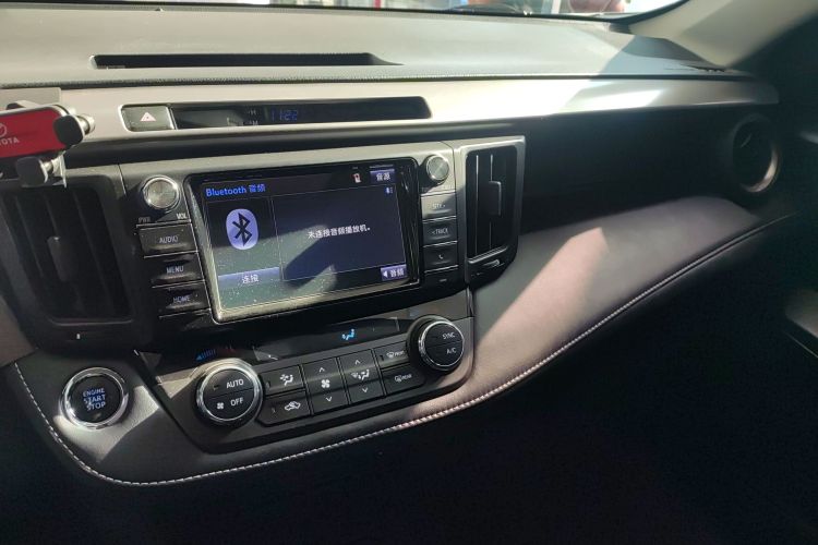 丰田 RAV4荣放 2018款 2.5L 自动四驱精英i版中控内饰16