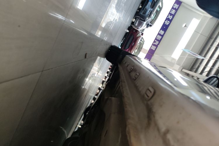 奇瑞 艾瑞泽5 2016款 1.5L 手动领锐版局部细节9002