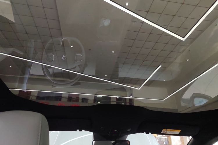 蔚来ET5 2022款 75kWh中控内饰22