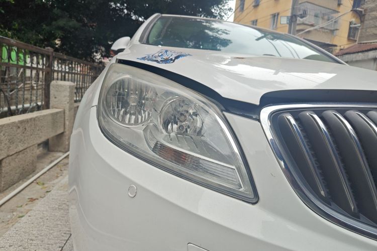 别克 英朗 2013款 GT 1.6L 自动舒适版车身外观8