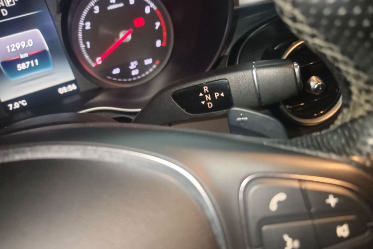 奔驰C级 2015款 改款 C 200 L 运动型局部细节18