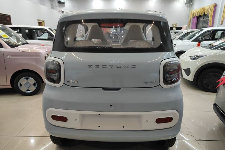 奔腾小马 2026款 222km 炫彩马车身外观6