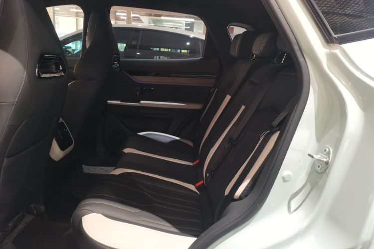 捷途山海L6 2024款 1.5TD DHT ULTRA中控内饰7004