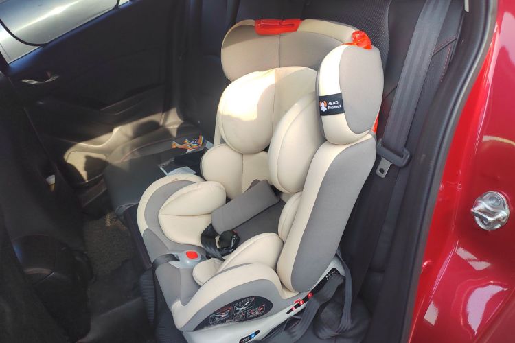 马自达3 昂克赛拉 2016款 两厢 2.0L 自动旗舰型中控内饰21