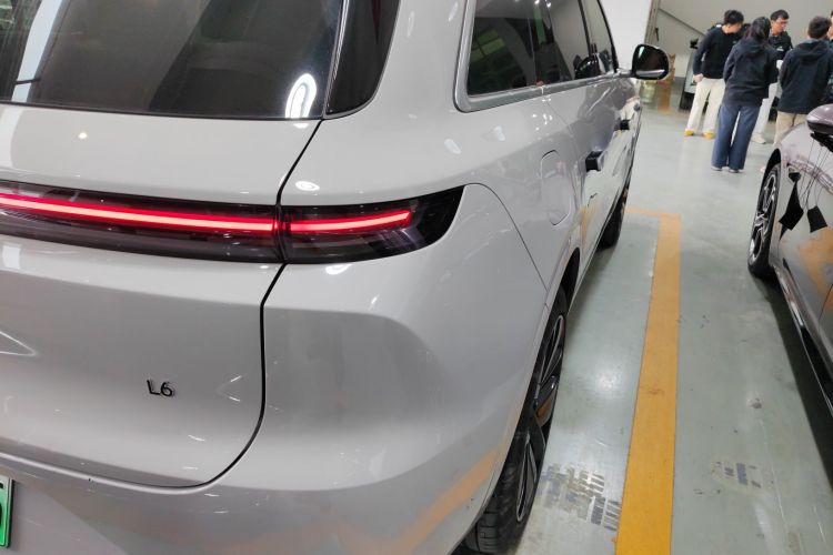 理想汽车 理想L6 2024款 Max车身外观9