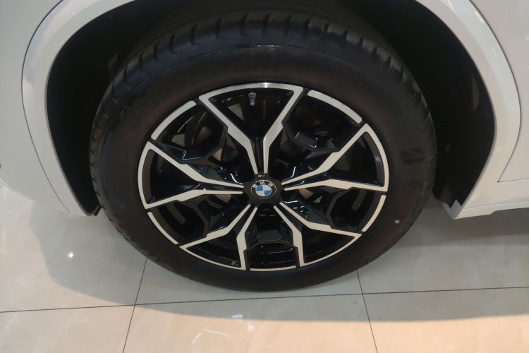 宝马X3 2023款 xDrive25i M运动套装车身外观6007