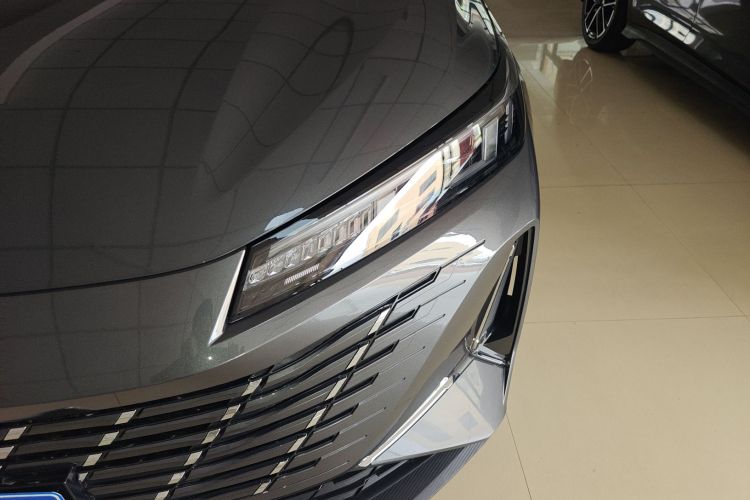 长安 逸动 2025款 蓝鲸 1.5T 500Bar旗舰型局部细节36