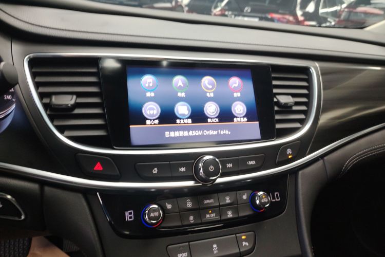别克 君越 2022款 652T 豪华型中控内饰16
