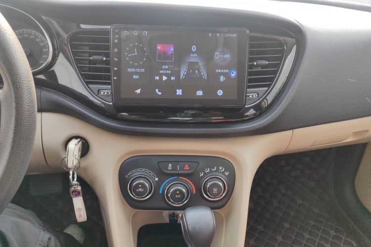 菲亚特 菲翔 2012款 1.4T 自动悦享版中控内饰16