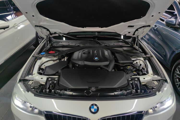 宝马3系GT 2019款 320i M运动套装局部细节24