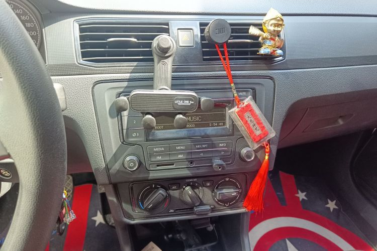 大众 桑塔纳 2016款 1.6L 自动风尚版中控内饰16