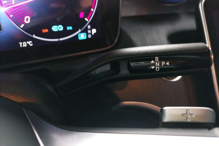 奔驰C级 2022款 改款 C 200 L 运动版局部细节18