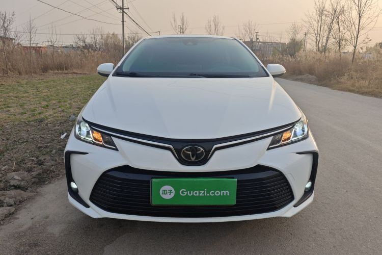 丰田 卡罗拉 2019款 1.2T S-CVT GL-i精英版车身外观2