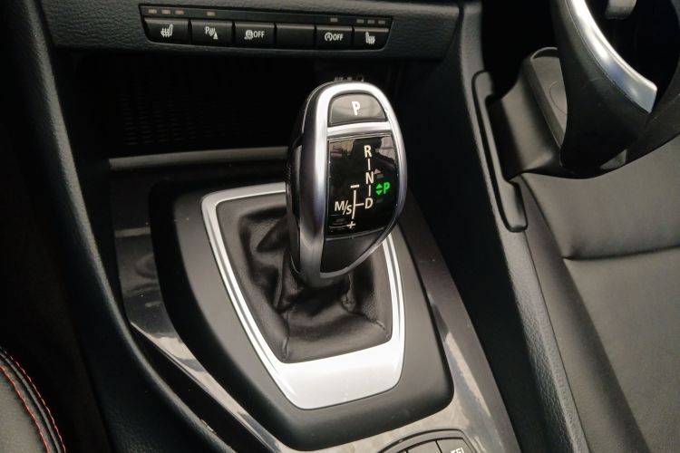 宝马X1 2015款 sDrive18i 时尚晋级版局部细节18