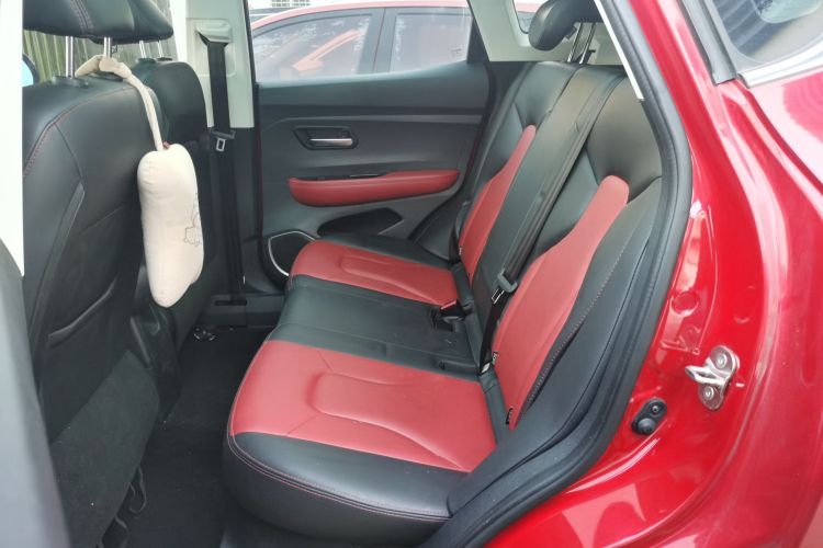 哈弗H2s 2017款 蓝标 1.5T 双离合精英型中控内饰7004