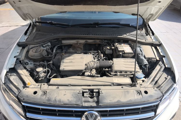 大众 宝来 2020款 1.5L 手动舒适型机舱底盘24