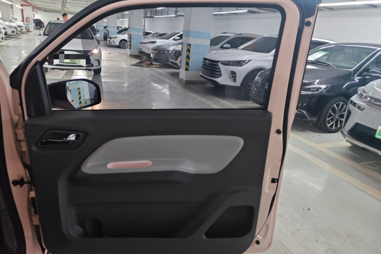 五菱汽车 宏光MINIEV 2021款 马卡龙臻享款 磷酸铁锂中控内饰42