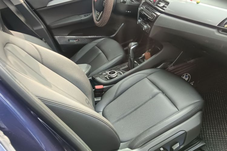 宝马X1 2019款 sDrive20Li 领先型局部细节41