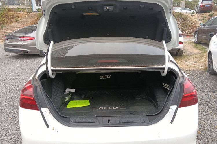 吉利汽车 帝豪 2018款 1.5L CVT向上互联版机舱底盘23