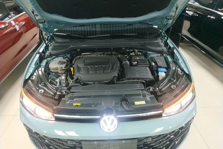 大众 帕萨特 2025款 Pro 380TSI 星空龙尊版机舱底盘24