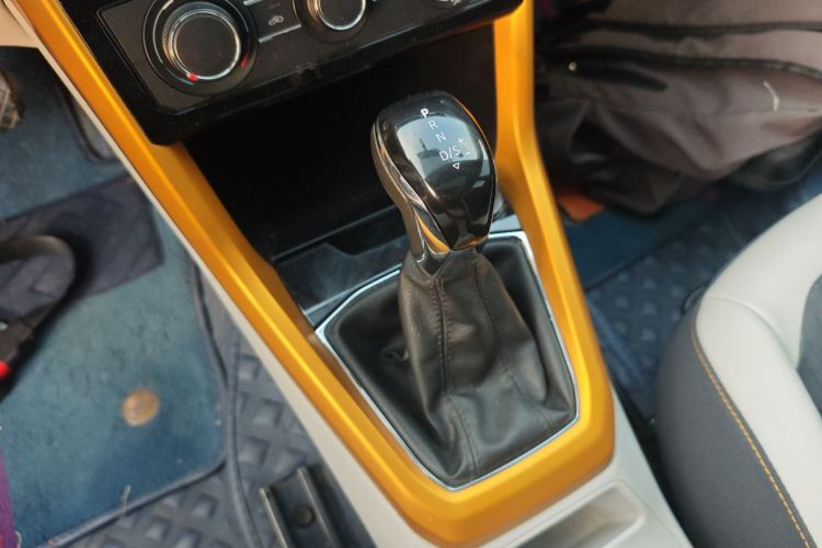 大众 途铠 2019款 280TSI DSG舒适版中控内饰18