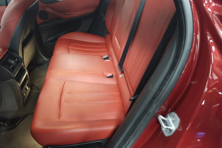 宝马X6 2018款 xDrive28i中控内饰21