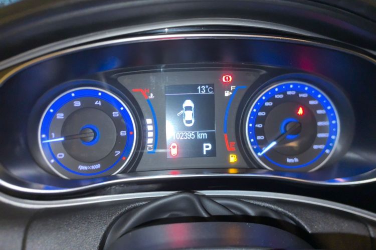 菲亚特 菲翔 2015款 1.4T 自动劲享版中控内饰14