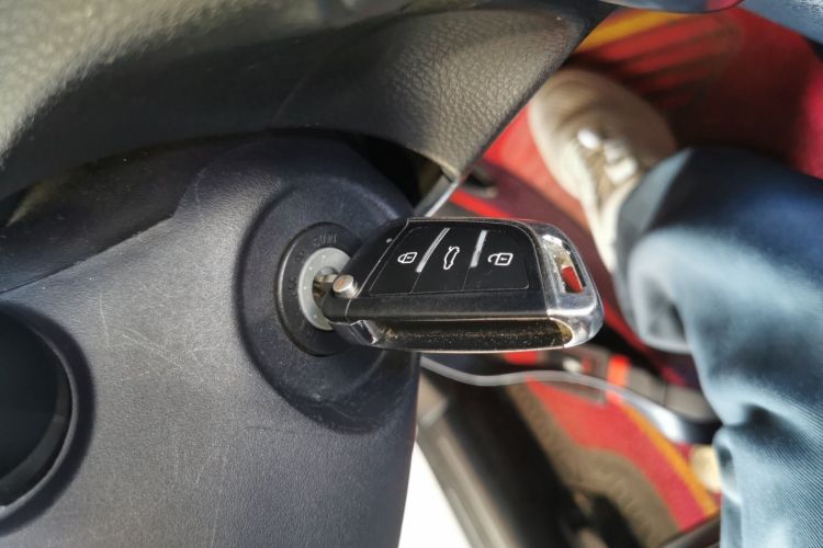 丰田 YARiS L 致炫 2020款 1.5L CVT豪华版中控内饰11