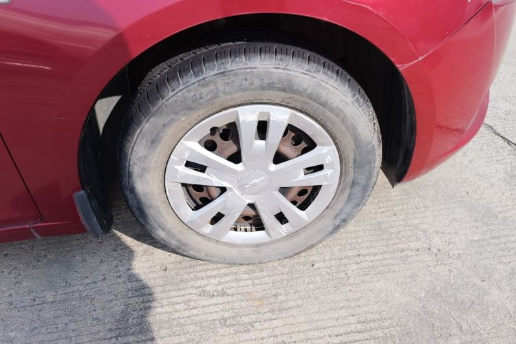 雪佛兰 科鲁兹 2013款 1.6L SL MT车身外观10