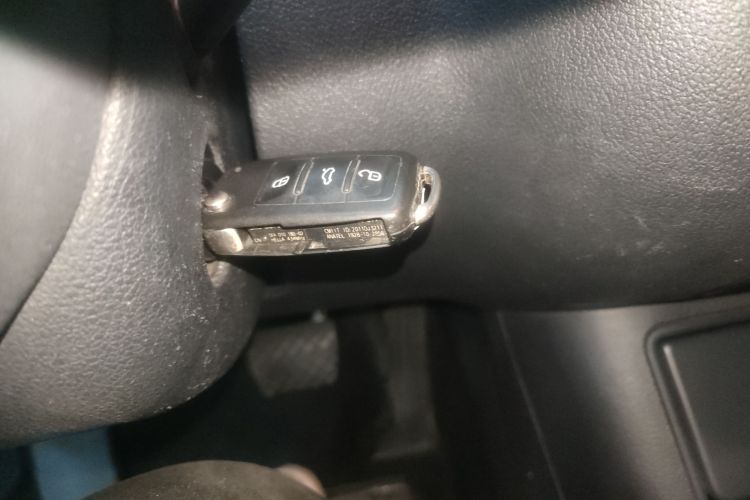 大众 途观 2017款 300TSI 自动两驱丝绸之路风尚版中控内饰11