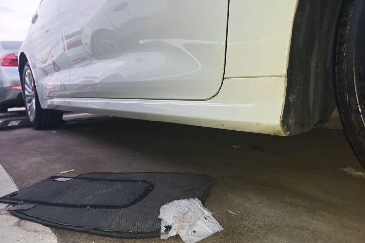 丰田 亚洲狮 2022款 2.0L 先锋版局部细节9001