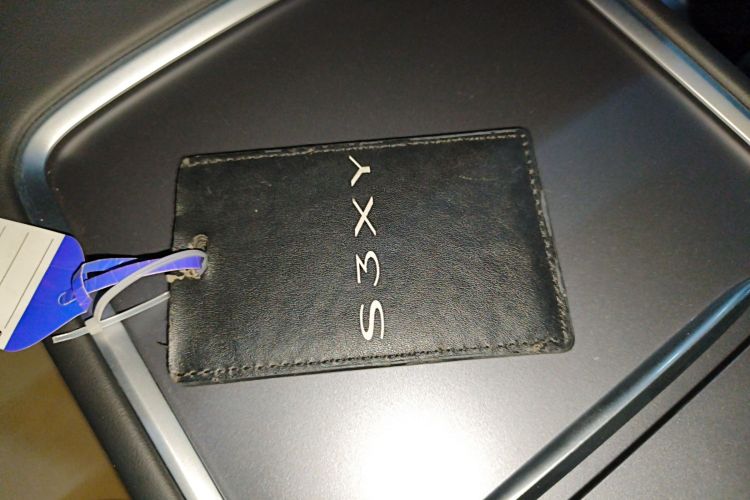 特斯拉 Model Y 2022款 改款 后轮驱动版中控内饰7001