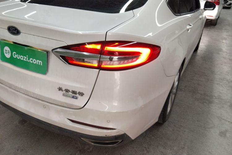 福特 蒙迪欧 2018款 EcoBoost 180 智控时尚型 国V车身外观9