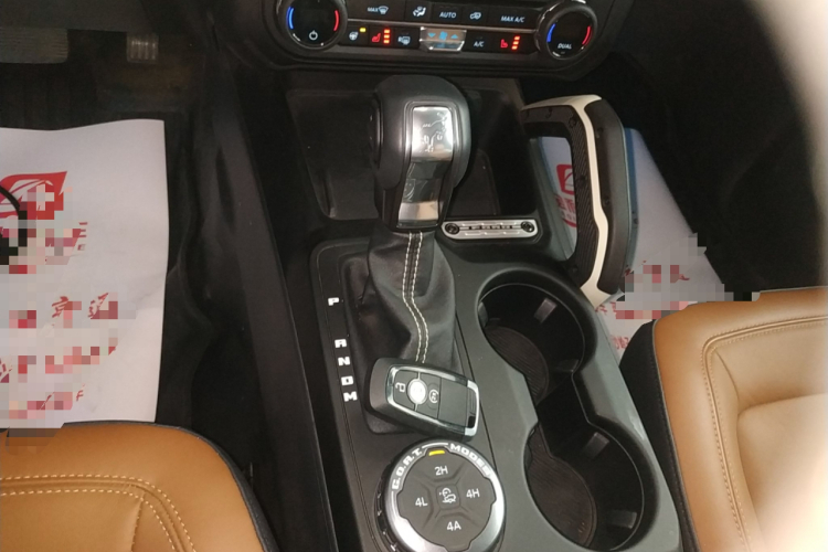 福特烈马 2024款 2.3T 长滩大脚越野版中控内饰18