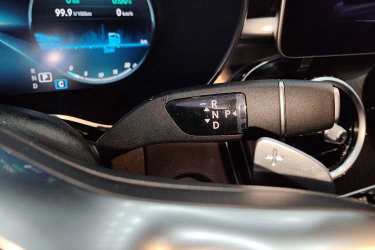 奔驰C级 2020款 改款 C 260 L 运动版中控内饰18